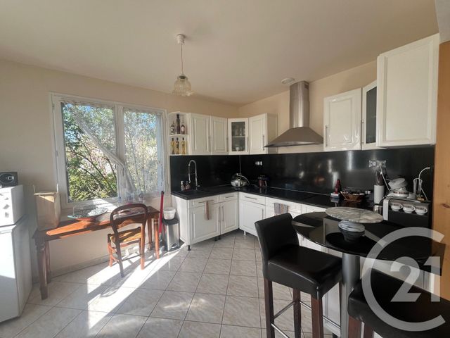 maison à vendre - 5 pièces - 124.5 m2 - CHATELLERAULT - 86 - POITOU-CHARENTES - Century 21 A.B.C.