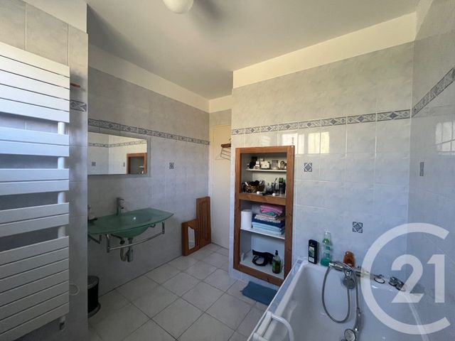 maison à vendre - 5 pièces - 124.5 m2 - CHATELLERAULT - 86 - POITOU-CHARENTES - Century 21 A.B.C.