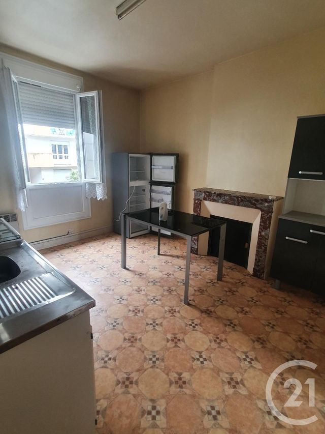  - CHATELLERAULT - 