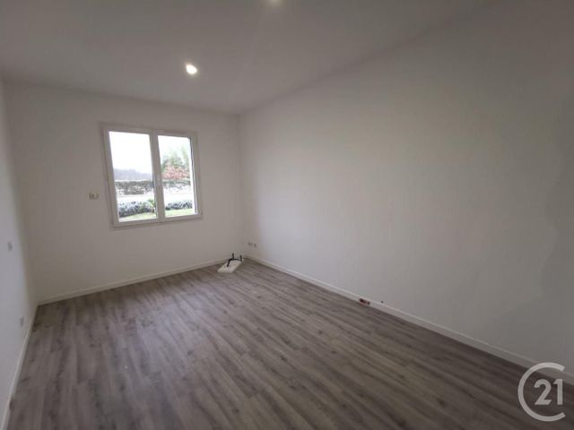 maison à vendre - 8 pièces - 181.34 m2 - CHATELLERAULT - 86 - POITOU-CHARENTES - Century 21 A.B.C.