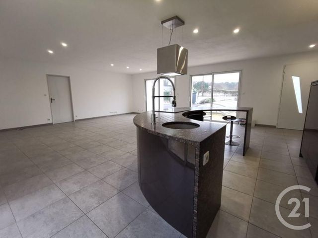 maison à vendre - 8 pièces - 181.34 m2 - CHATELLERAULT - 86 - POITOU-CHARENTES - Century 21 A.B.C.