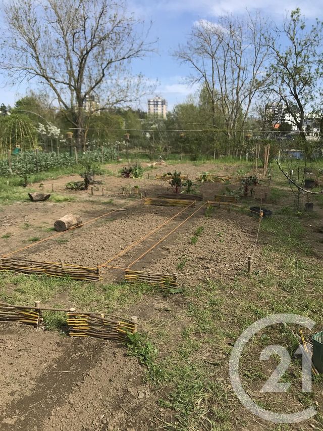 terrain à vendre - 997.0 m2 - CHATELLERAULT - 86 - POITOU-CHARENTES - Century 21 A.B.C.