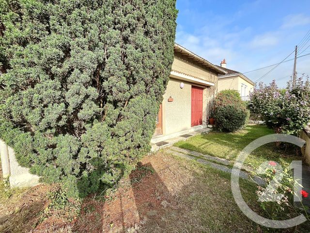 maison à vendre - 6 pièces - 100.0 m2 - CHATELLERAULT - 86 - POITOU-CHARENTES - Century 21 A.B.C.