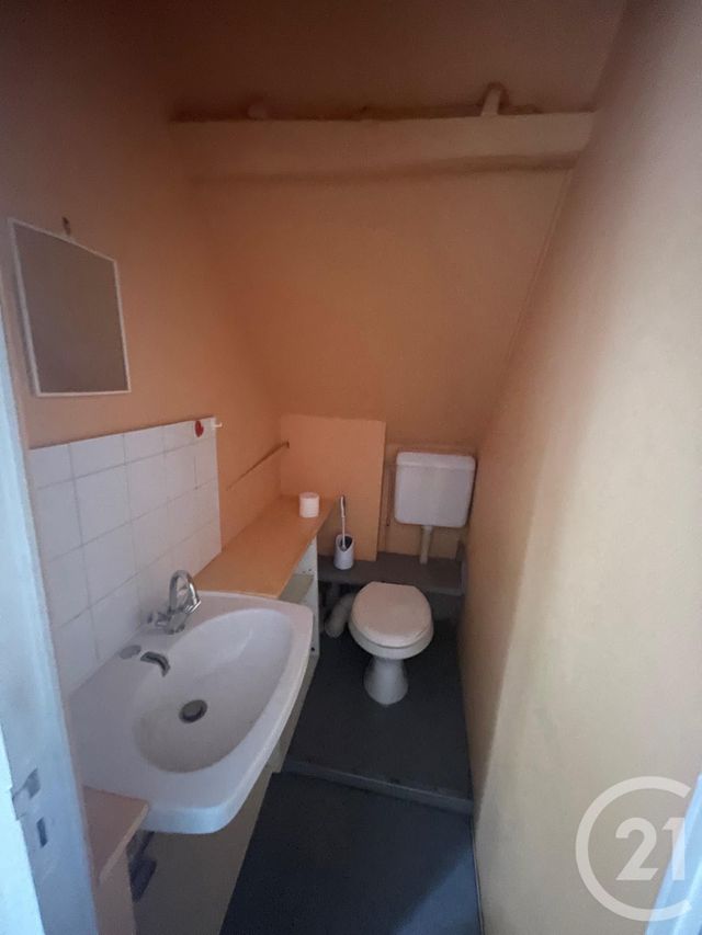 Appartement F1 à vendre - 1 pièce - 21.99 m2 - CHATELLERAULT - 86 - POITOU-CHARENTES - Century 21 A.B.C.