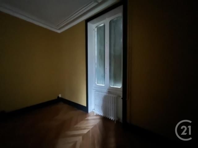 maison à vendre - 7 pièces - 220.0 m2 - CHATELLERAULT - 86 - POITOU-CHARENTES - Century 21 A.B.C.