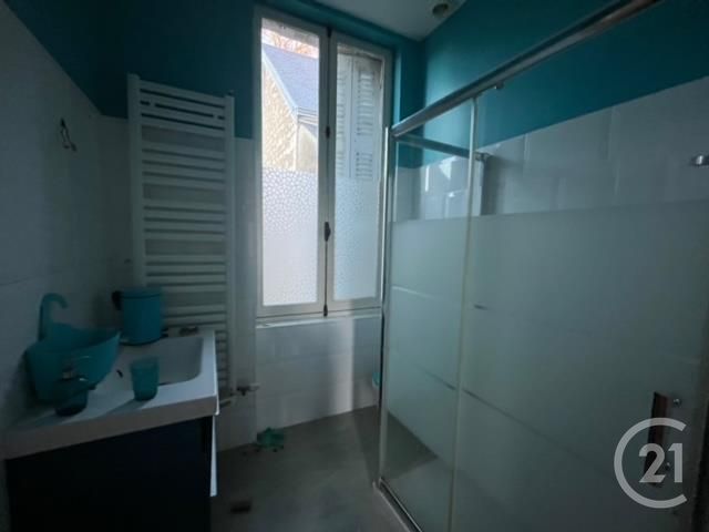 maison à vendre - 7 pièces - 220.0 m2 - CHATELLERAULT - 86 - POITOU-CHARENTES - Century 21 A.B.C.