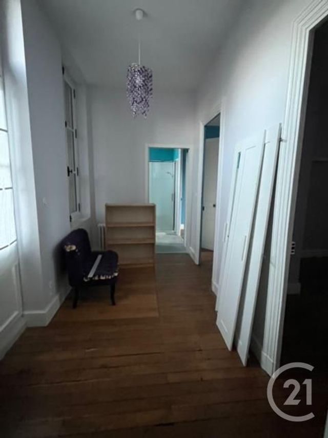 maison à vendre - 7 pièces - 220.0 m2 - CHATELLERAULT - 86 - POITOU-CHARENTES - Century 21 A.B.C.