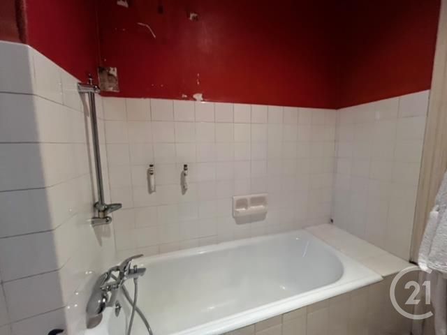 maison à vendre - 7 pièces - 220.0 m2 - CHATELLERAULT - 86 - POITOU-CHARENTES - Century 21 A.B.C.