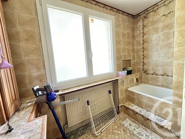 maison à vendre - 6 pièces - 159.14 m2 - CHATELLERAULT - 86 - POITOU-CHARENTES - Century 21 A.B.C.