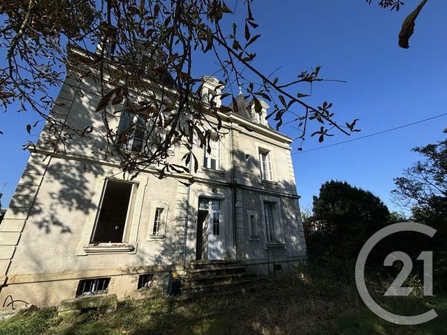maison à vendre - 10 pièces - 243.0 m2 - CHATELLERAULT - 86 - POITOU-CHARENTES - Century 21 A.B.C.