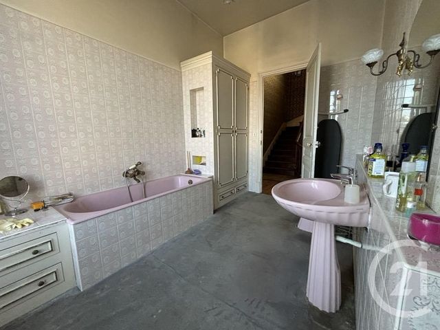 maison à vendre - 10 pièces - 243.0 m2 - CHATELLERAULT - 86 - POITOU-CHARENTES - Century 21 A.B.C.