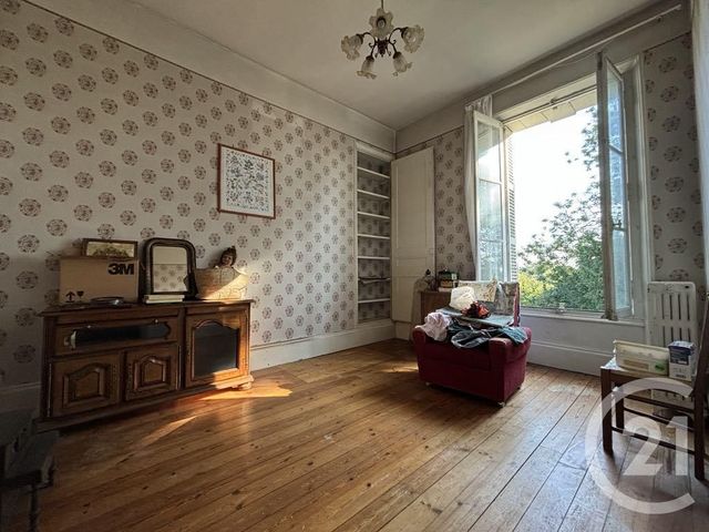 maison à vendre - 10 pièces - 243.0 m2 - CHATELLERAULT - 86 - POITOU-CHARENTES - Century 21 A.B.C.