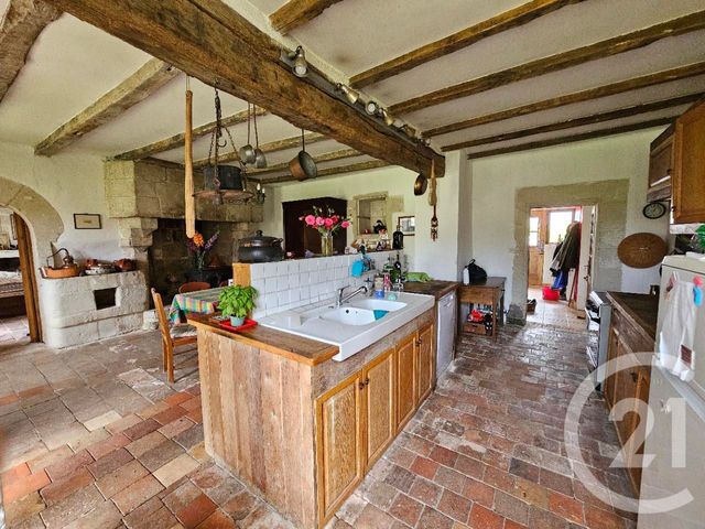 maison à vendre - 14 pièces - 501.0 m2 - ST GERVAIS LES TROIS CLOCHERS - 86 - POITOU-CHARENTES - Century 21 A.B.C.