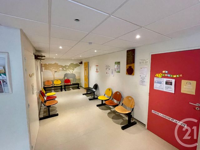 Appartement Local à vendre - 3 pièces - 75.0 m2 - CHATELLERAULT - 86 - POITOU-CHARENTES - Century 21 A.B.C.