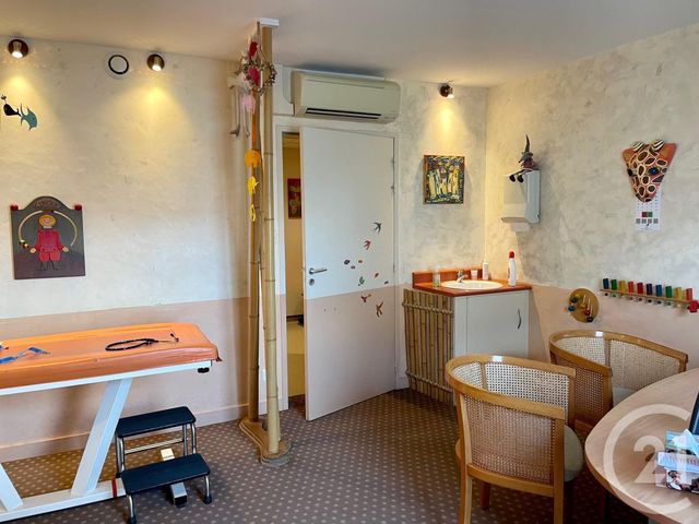 Appartement Local à vendre - 3 pièces - 75.0 m2 - CHATELLERAULT - 86 - POITOU-CHARENTES - Century 21 A.B.C.