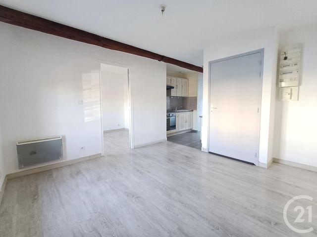 Appartement T2 à louer - 2 pièces - 31.29 m2 - CHATELLERAULT - 86 - POITOU-CHARENTES - Century 21 A.B.C.
