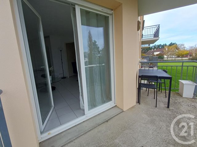 Appartement T1 à louer - 1 pièce - 28.2 m2 - CHATELLERAULT - 86 - POITOU-CHARENTES - Century 21 A.B.C.