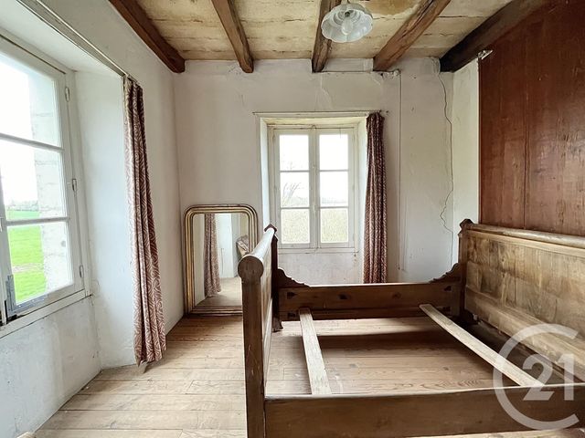 Afficher la photo en grand maison à vendre - 8 pièces - 143.05 m2 - ST SAUVEUR - 86 - POITOU-CHARENTES - Century 21 A.B.C.