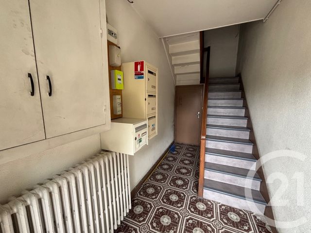 Appartement T2 à vendre - 2 pièces - 55.99 m2 - CHATELLERAULT - 86 - POITOU-CHARENTES - Century 21 A.B.C.