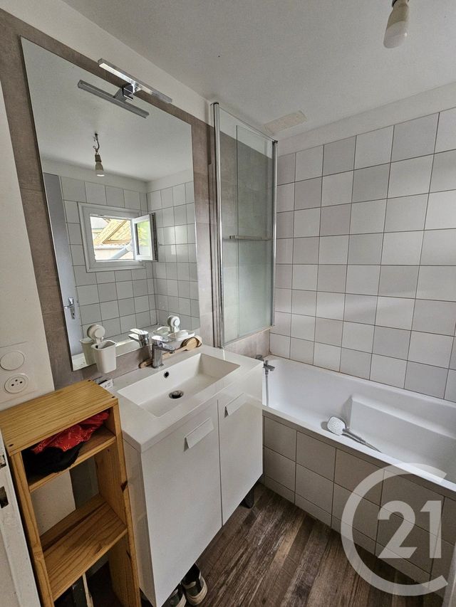 maison à vendre - 4 pièces - 98.26 m2 - CHATELLERAULT - 86 - POITOU-CHARENTES - Century 21 A.B.C.