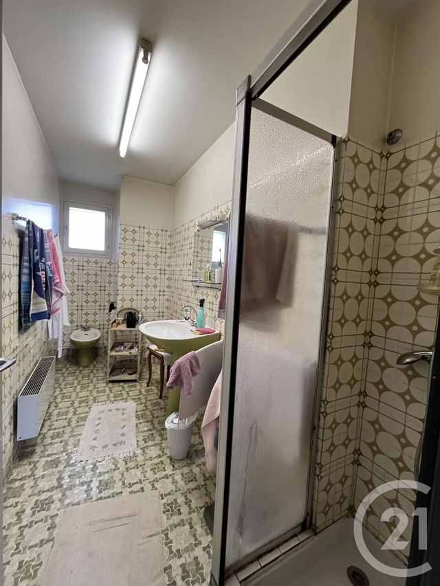 maison à vendre - 6 pièces - 133.99 m2 - CHATELLERAULT - 86 - POITOU-CHARENTES - Century 21 A.B.C.