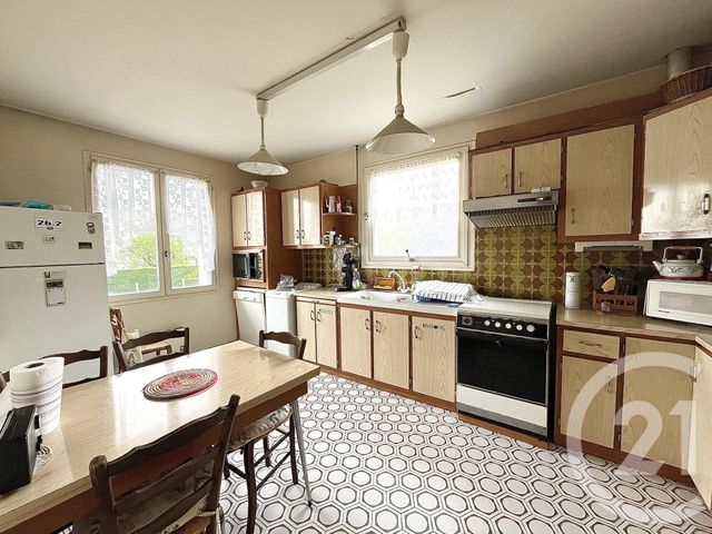 maison à vendre - 6 pièces - 133.99 m2 - CHATELLERAULT - 86 - POITOU-CHARENTES - Century 21 A.B.C.