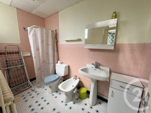 maison à vendre - 8 pièces - 200.61 m2 - CHATELLERAULT - 86 - POITOU-CHARENTES - Century 21 A.B.C.