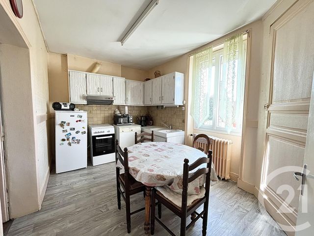 maison à vendre - 8 pièces - 200.61 m2 - CHATELLERAULT - 86 - POITOU-CHARENTES - Century 21 A.B.C.