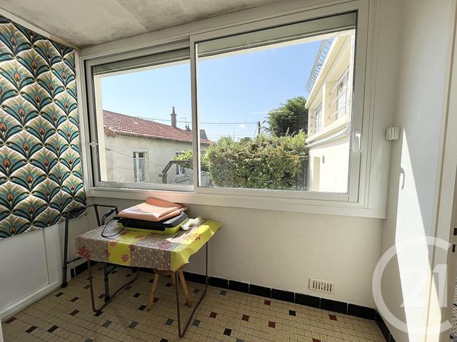 maison à vendre - 8 pièces - 200.61 m2 - CHATELLERAULT - 86 - POITOU-CHARENTES - Century 21 A.B.C.