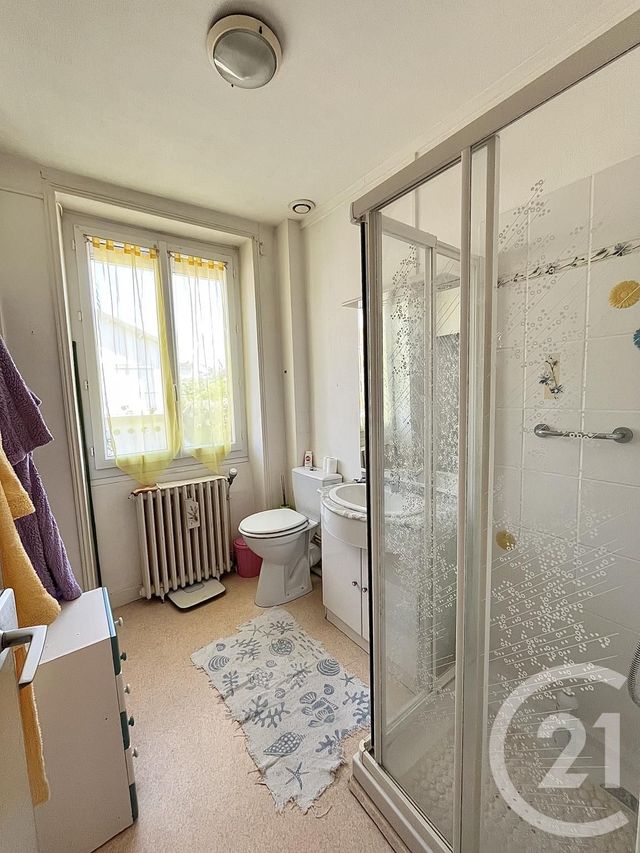 maison à vendre - 8 pièces - 200.61 m2 - CHATELLERAULT - 86 - POITOU-CHARENTES - Century 21 A.B.C.