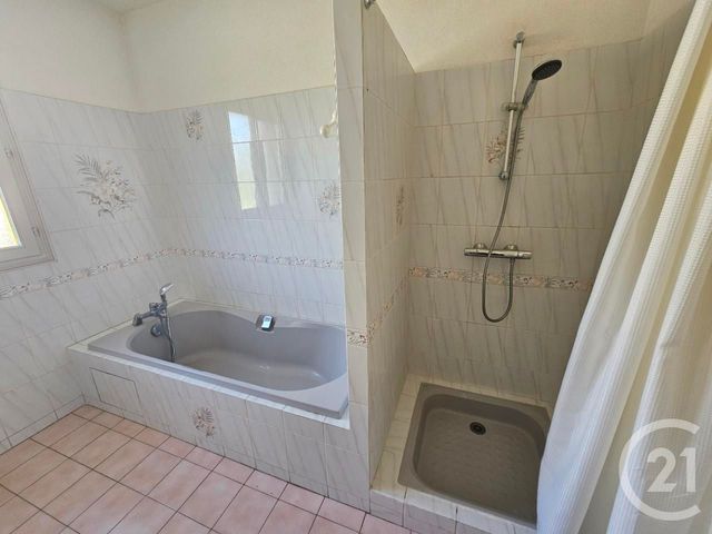 Afficher la photo en grand maison à vendre - 4 pièces - 102.32 m2 - CHATELLERAULT - 86 - POITOU-CHARENTES - Century 21 A.B.C.