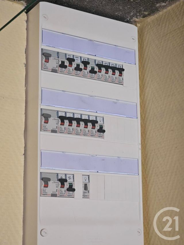 Afficher la photo en grand maison à vendre - 4 pièces - 102.32 m2 - CHATELLERAULT - 86 - POITOU-CHARENTES - Century 21 A.B.C.