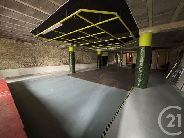 Afficher la photo en grand immeuble à vendre - 645.0 m2 - CHATELLERAULT - 86 - POITOU-CHARENTES - Century 21 A.B.C.