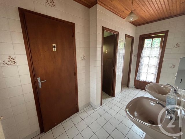 maison à vendre - 11 pièces - 260.0 m2 - INGRANDES - 86 - POITOU-CHARENTES - Century 21 A.B.C.