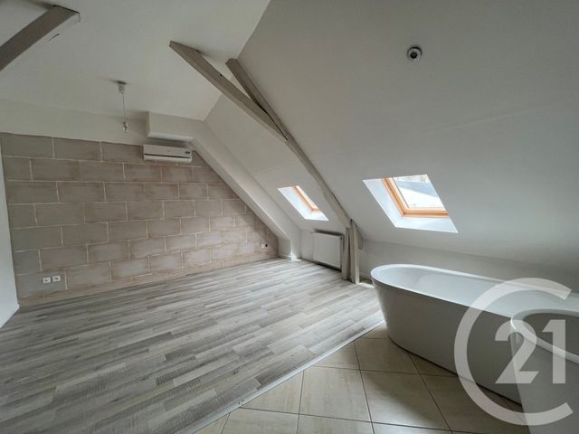 maison à vendre - 6 pièces - 131.06 m2 - CHATELLERAULT - 86 - POITOU-CHARENTES - Century 21 A.B.C.