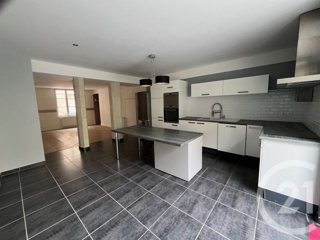 maison à vendre - 6 pièces - 131.06 m2 - CHATELLERAULT - 86 - POITOU-CHARENTES - Century 21 A.B.C.