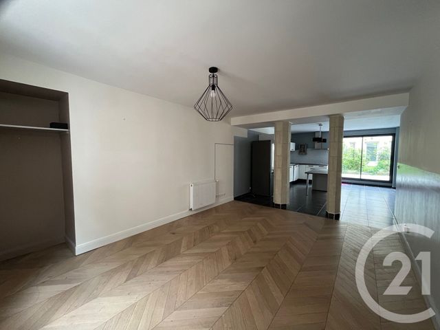 maison à vendre - 6 pièces - 131.06 m2 - CHATELLERAULT - 86 - POITOU-CHARENTES - Century 21 A.B.C.