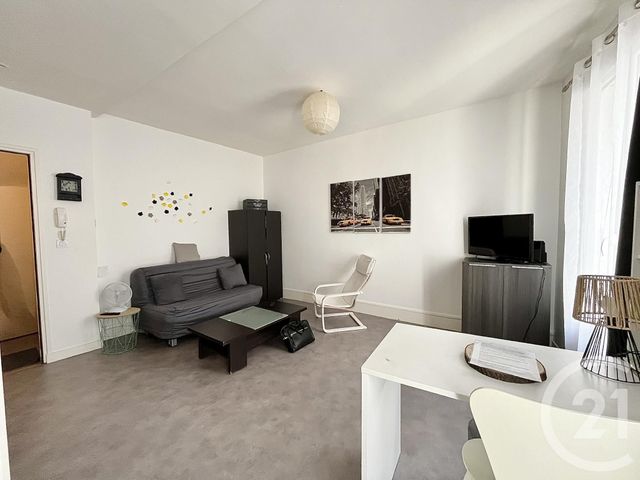 immeuble à vendre - 121.03 m2 - CHATELLERAULT - 86 - POITOU-CHARENTES - Century 21 A.B.C.