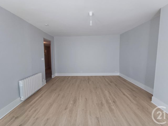 Appartement T2 à louer - 2 pièces - 48.0 m2 - CHATELLERAULT - 86 - POITOU-CHARENTES - Century 21 A.B.C.