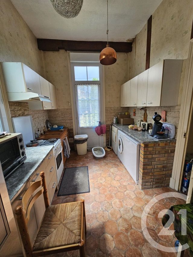 maison à vendre - 5 pièces - 147.45 m2 - CHATELLERAULT - 86 - POITOU-CHARENTES - Century 21 A.B.C.