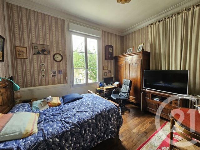 maison à vendre - 5 pièces - 147.45 m2 - CHATELLERAULT - 86 - POITOU-CHARENTES - Century 21 A.B.C.