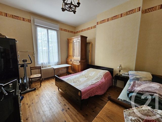 maison à vendre - 5 pièces - 147.45 m2 - CHATELLERAULT - 86 - POITOU-CHARENTES - Century 21 A.B.C.