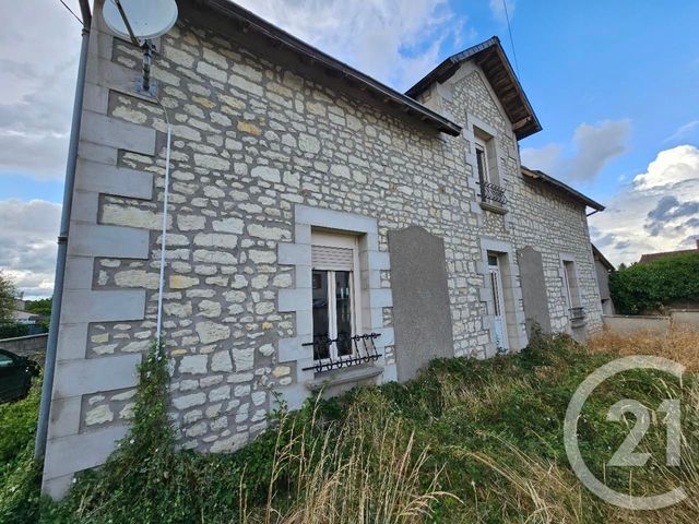 maison à vendre - 5 pièces - 241.0 m2 - NAINTRE - 86 - POITOU-CHARENTES - Century 21 A.B.C.