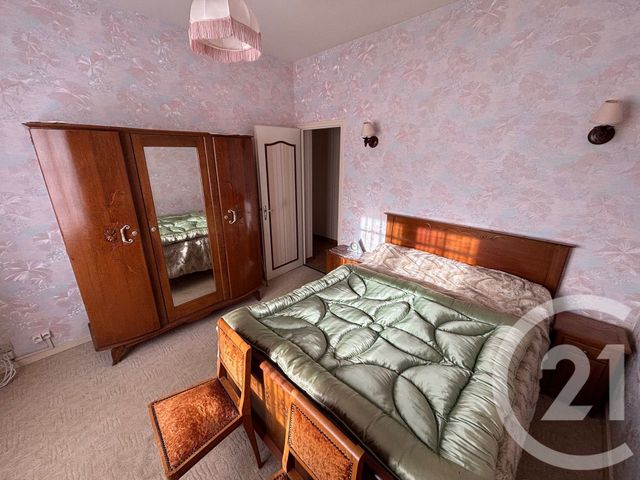 maison à vendre - 6 pièces - 169.78 m2 - COLOMBIERS - 86 - POITOU-CHARENTES - Century 21 A.B.C.