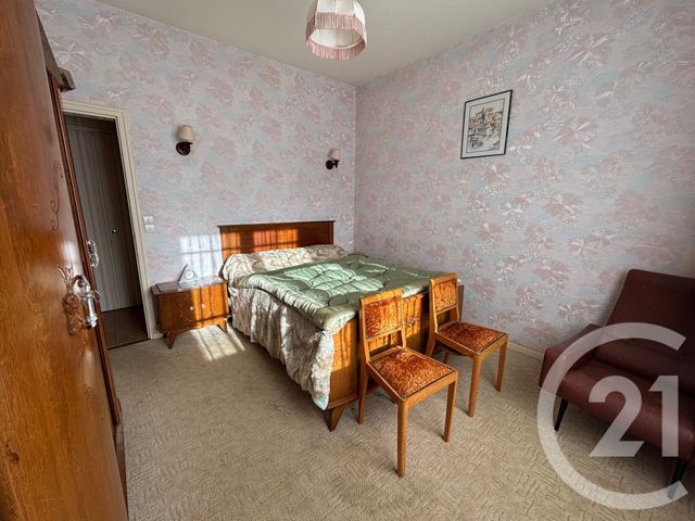 maison à vendre - 6 pièces - 169.78 m2 - COLOMBIERS - 86 - POITOU-CHARENTES - Century 21 A.B.C.