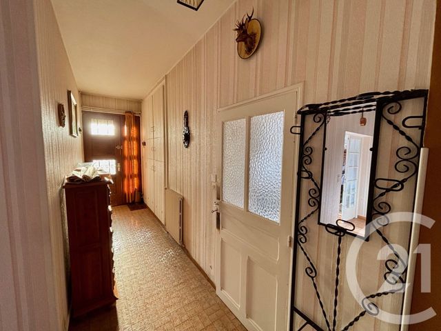 maison à vendre - 6 pièces - 169.78 m2 - COLOMBIERS - 86 - POITOU-CHARENTES - Century 21 A.B.C.