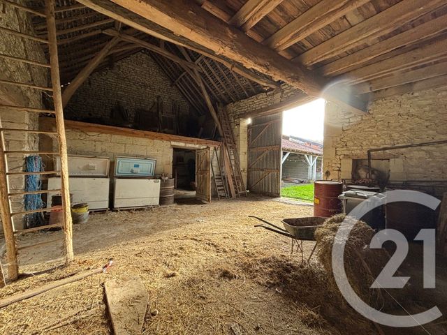 maison à vendre - 6 pièces - 169.78 m2 - COLOMBIERS - 86 - POITOU-CHARENTES - Century 21 A.B.C.