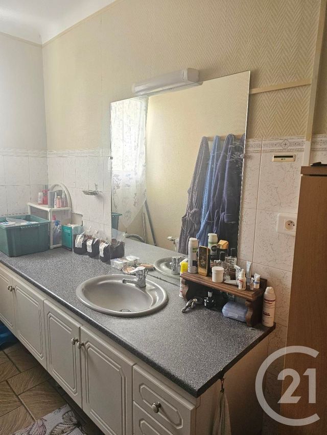 maison à vendre - 5 pièces - 133.0 m2 - CHATELLERAULT - 86 - POITOU-CHARENTES - Century 21 A.B.C.