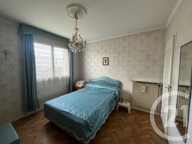 maison à vendre - 5 pièces - 102.24 m2 - CHATELLERAULT - 86 - POITOU-CHARENTES - Century 21 A.B.C.