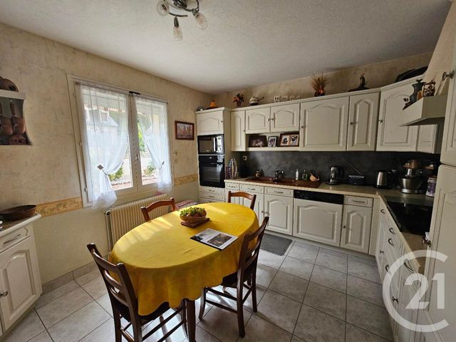 maison à vendre - 4 pièces - 106.0 m2 - CHATELLERAULT - 86 - POITOU-CHARENTES - Century 21 A.B.C.